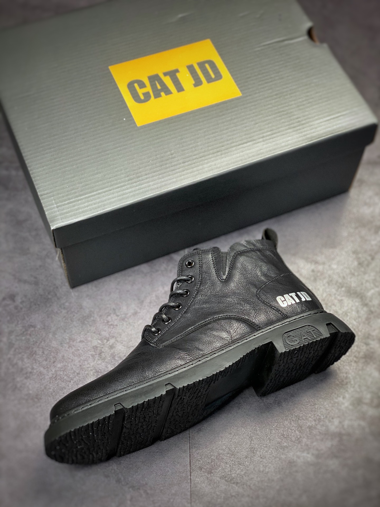 CAT/ Carter tough guy bulldozer brand 2022ss autumn and winter trend hot style men's mid-cut casual fashion Martin boots