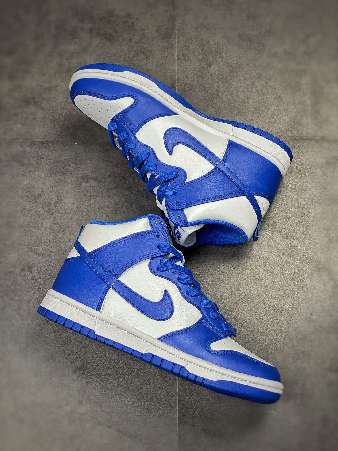 Nike SB Dunk High ”Game Royal” 白蓝 肯塔基配色 DD1399-102