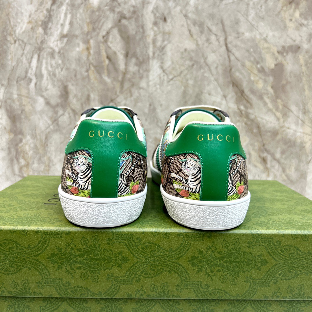 Top Original: P310Marca: Co-marca AdidasGUCCI (Gucci)Tamaño estándar: Mujeres 35-Hombres 38-44 (Muje