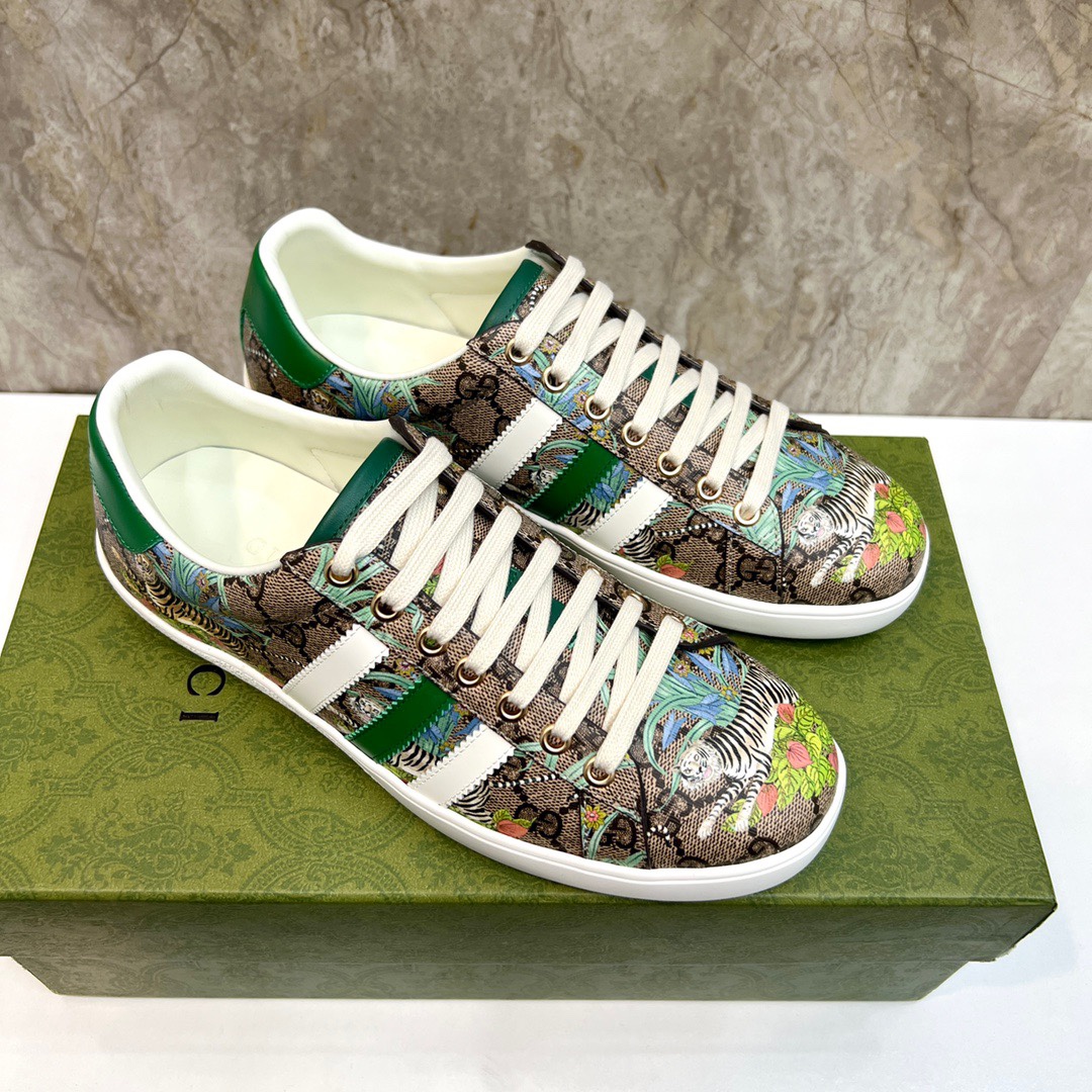 Top Original: P310Marca: Co-marca AdidasGUCCI (Gucci)Tamaño estándar: Mujeres 35-Hombres 38-44 (Muje