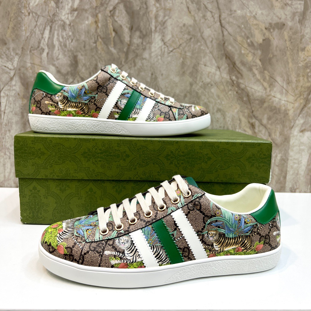 Top Original: P310Marca: Co-marca AdidasGUCCI (Gucci)Tamaño estándar: Mujeres 35-Hombres 38-44 (Muje