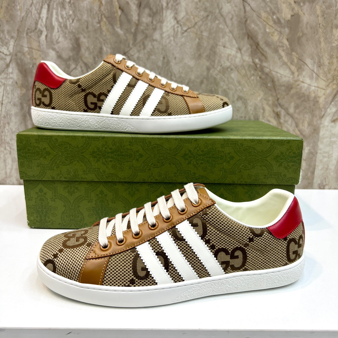 Top Original: P310Marca: Co-marca AdidasGUCCI (Gucci)Tamaño estándar: Mujeres 35-Hombres 38-44 (Muje