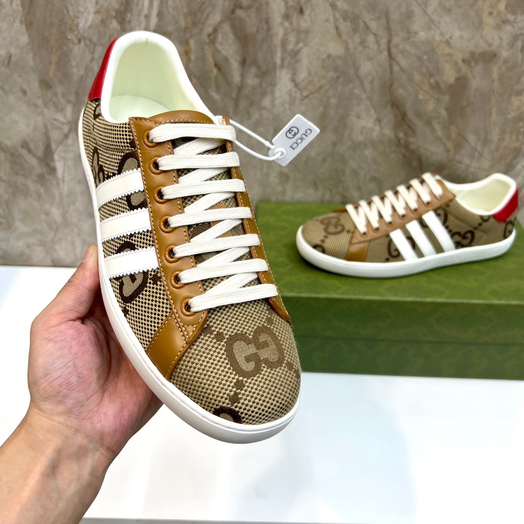 Top Original: P310Marca: Co-marca AdidasGUCCI (Gucci)Tamaño estándar: Mujeres 35-Hombres 38-44 (Muje