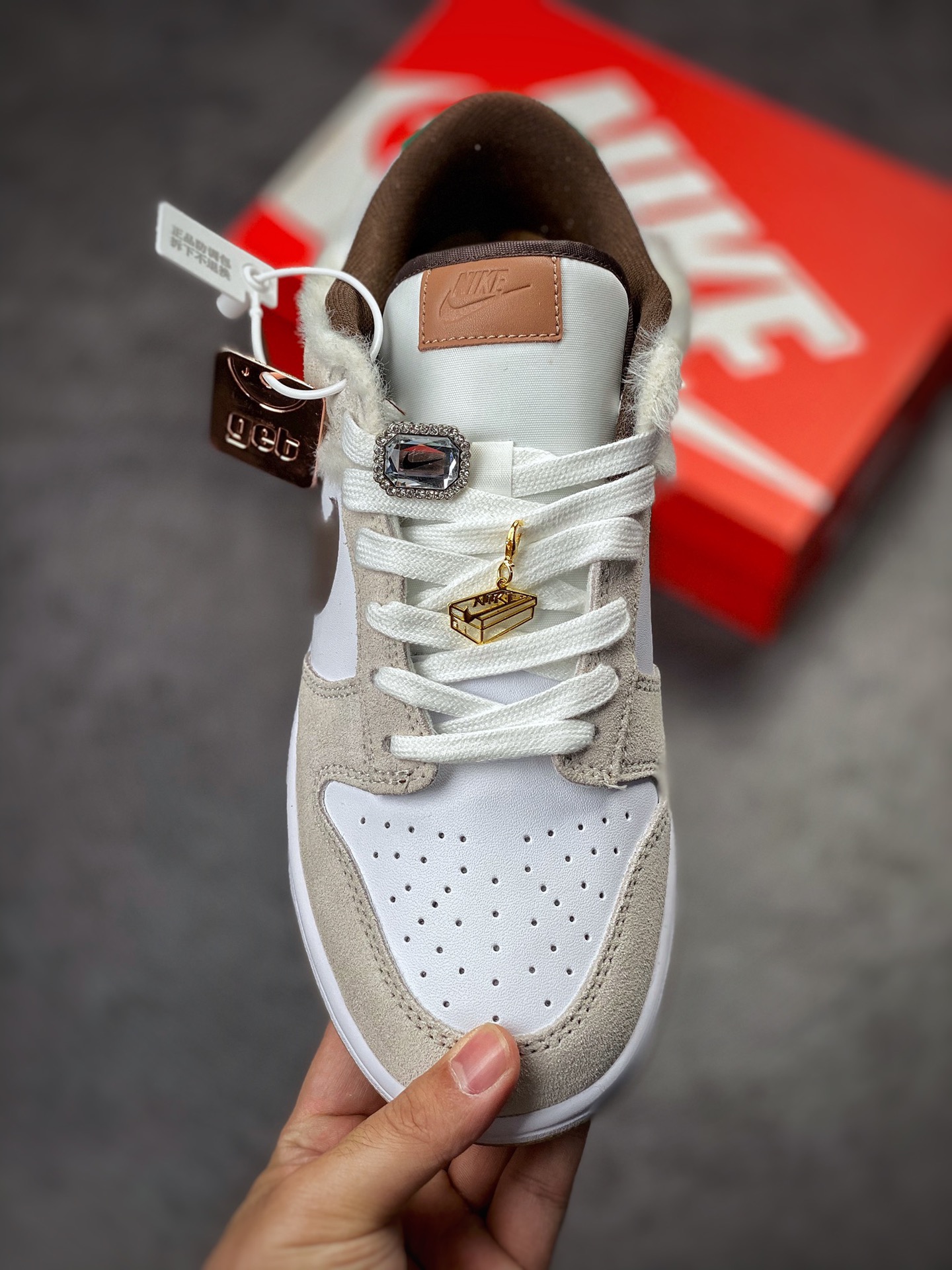 NIKE SB Dunk Low 白棕绿白绒 DD1503-118
