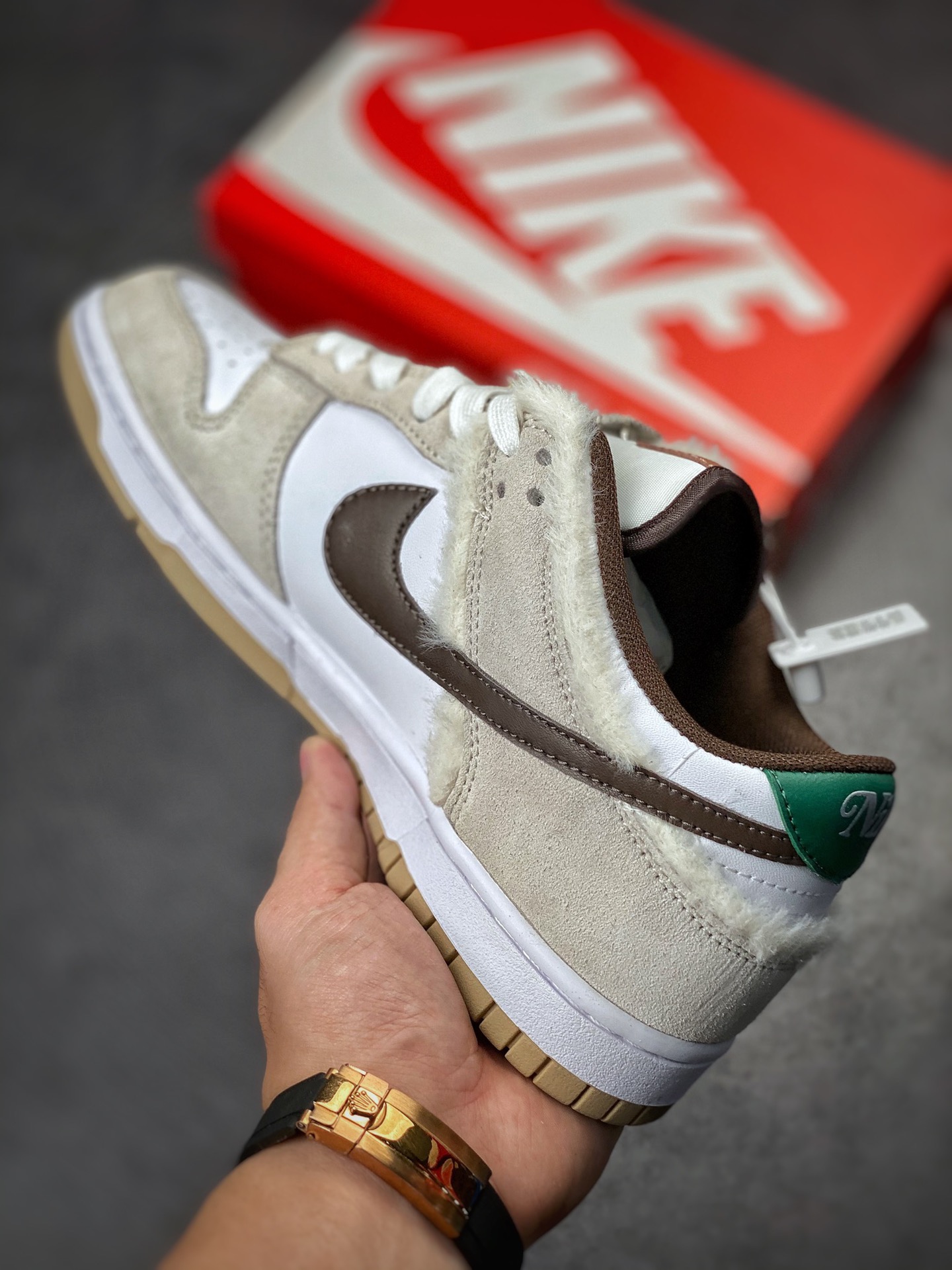 NIKE SB Dunk Low 白棕绿白绒 DD1503-118