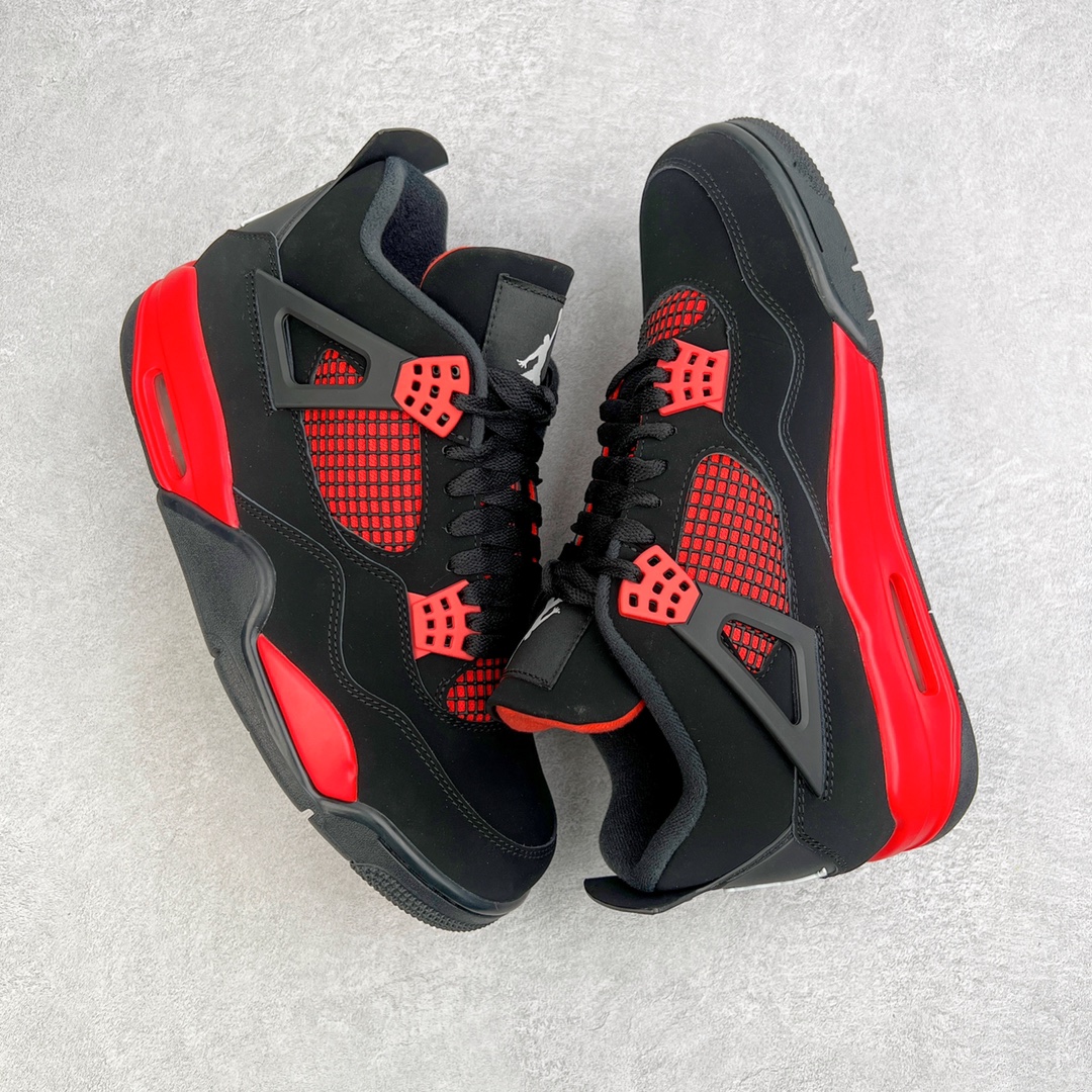 图片[3]-零售💰260 ＃KZ神版福利回馈‼Air Jordan AJ4 Retro \”Red Thunder\” 黑红雷电 CT8527-016 独家外贸特供尺码含 45.5 49.5 50.5 国内外口碑最好最推荐的产品 市场中端王者 亲自操刀耗时半年巨作 全套原纸板楦头开发 确保原汁原味 完美呈现四代版型 一比一鞋头弧度高度鞋身弧度 此版本只针对中端市场 皮料材质有所更替 其他数据细节工艺流程均保持一致 绝不口嗨 细节品控鞋型随意秒杀市面3XX 4XX 原厂TPU网格鞋带扣 正确内里网布 菱角分明不变形无多余毛边 柔软性质感一致于原鞋 市场唯一原厂鞋扣模具 背面可见隐藏注塑口 原厂织唛标 原厂飞人电绣工艺 尾指中部跳三针 独家绑鞋带手法 印刷中底布 四线拉帮 米色美纹纸贴合固定 进口港宝加持 后跟自然饱满 全鞋荧光划线卡点 追求极致完美 每一双都是工艺品 多重QC质检 超越公司货的品控标准 实实在在的免检产品 尺码：40 40.5 41 42 42.5 43 44 44.5 45 45.5 46 47.5 48.5 49.5 50.5 编码：by2936060-运动鞋