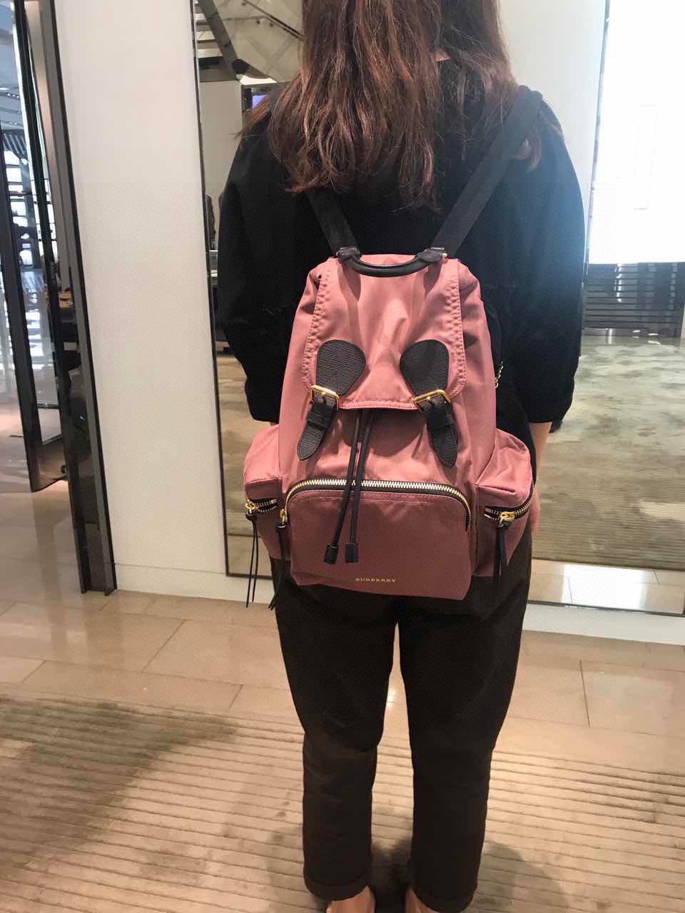 Burberry Medium pink, beautiful upper body picture