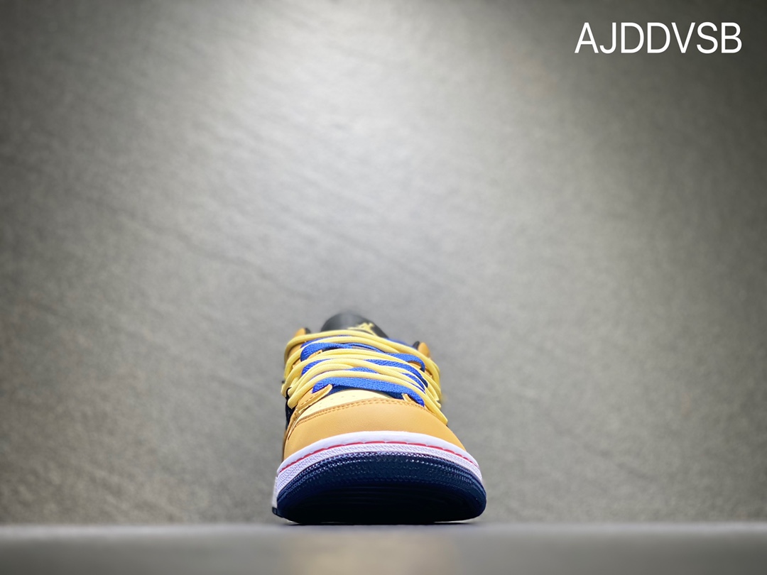 240 Air Jordan 1 Low 乔丹 绑带 AJ1乔1低帮篮球鞋553558-062