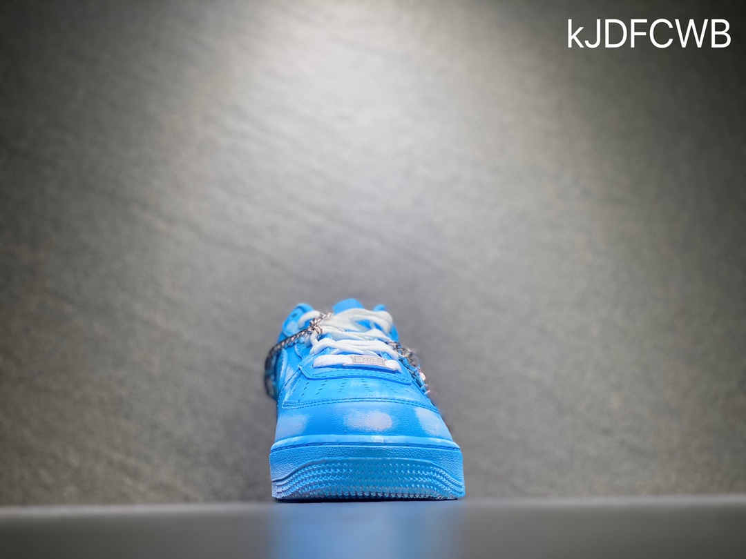 260 Nike Air Force 1 空军一号 官方同步  DV6136-100