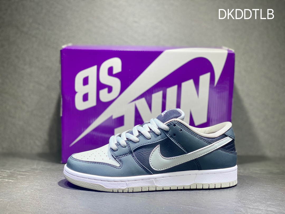 240 Nike SB dunk Low 低帮休闲运动滑板板鞋BQ6817-007