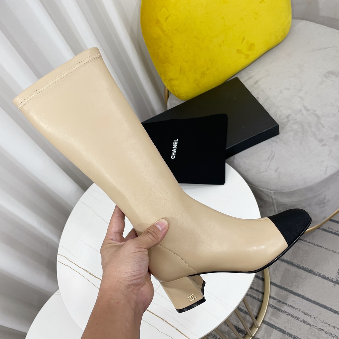 Elegant Two-Tone Leather Heeled Booties - Chic Style and Comfort 10 i1666354565 5895 8