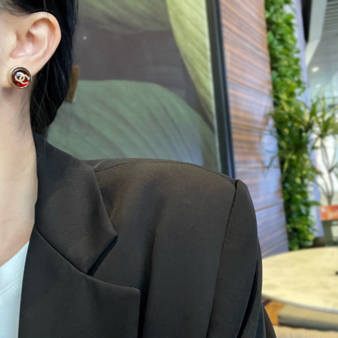 新款☑️CHANEL香奈儿双c圆形红色耳钉耳环