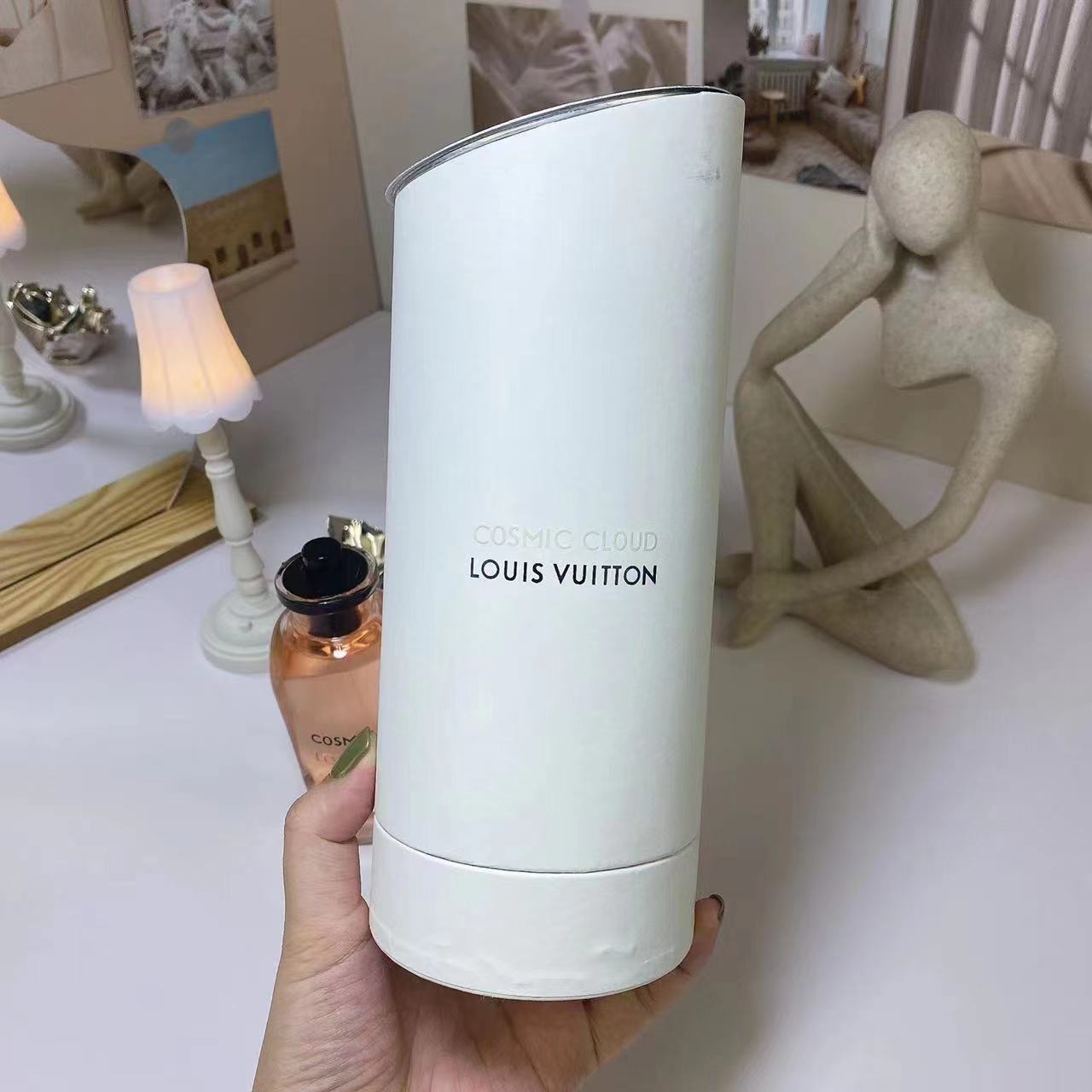 Louis Vuitton Cosmic Cloud Unisex Perfume - 100ml - Fruity Chypre Fragrance 5 a1666437485612 2713