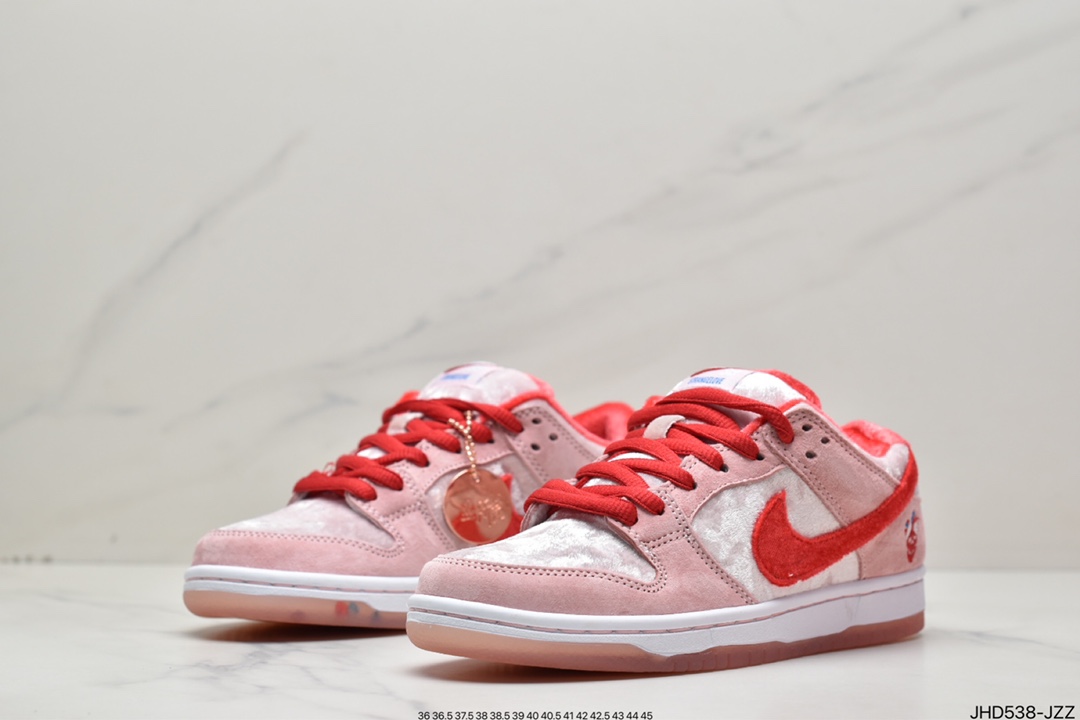 190 StrangeLove x Nike SB Dunk Low PRO 情人节限定CT2552-800