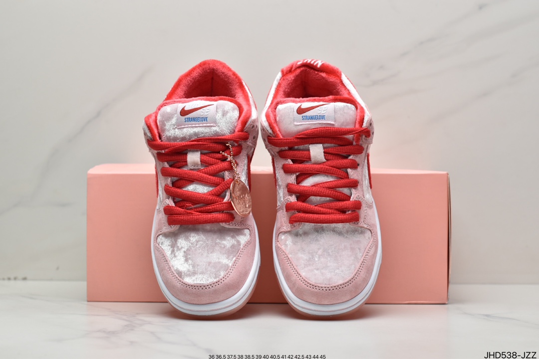 190 StrangeLove x Nike SB Dunk Low PRO 情人节限定CT2552-800