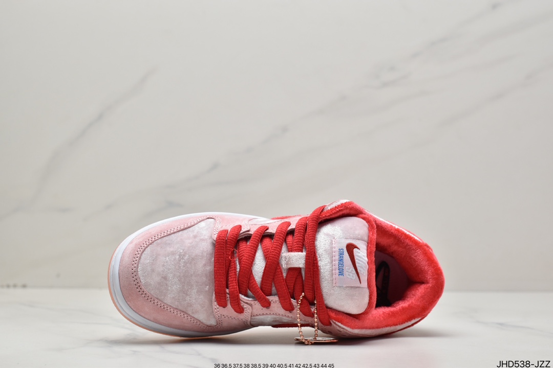 190 StrangeLove x Nike SB Dunk Low PRO 情人节限定CT2552-800