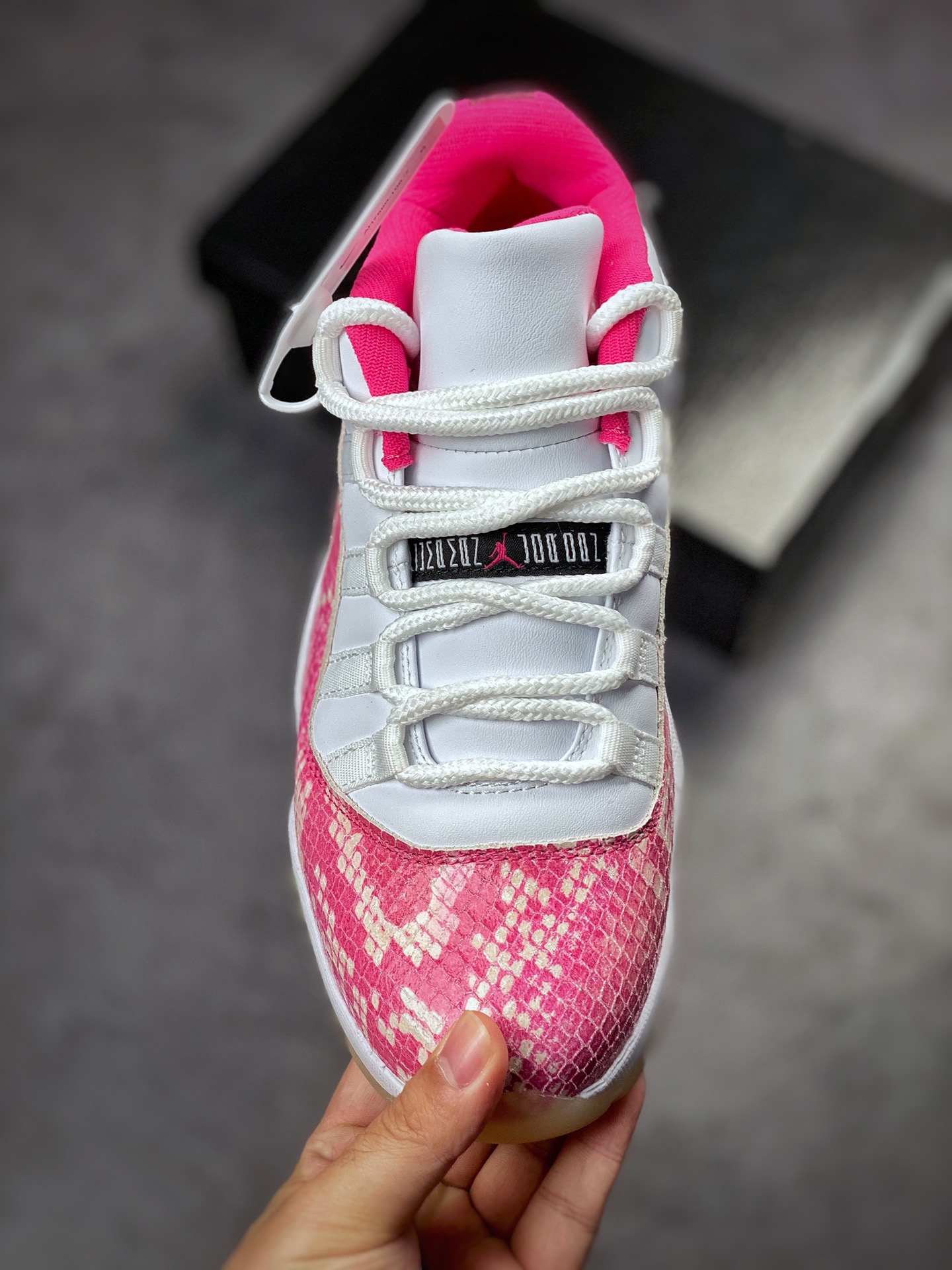 250 Air Jordan 11 Low ”Pink Snakeskin” 粉白蛇 AH7860-106