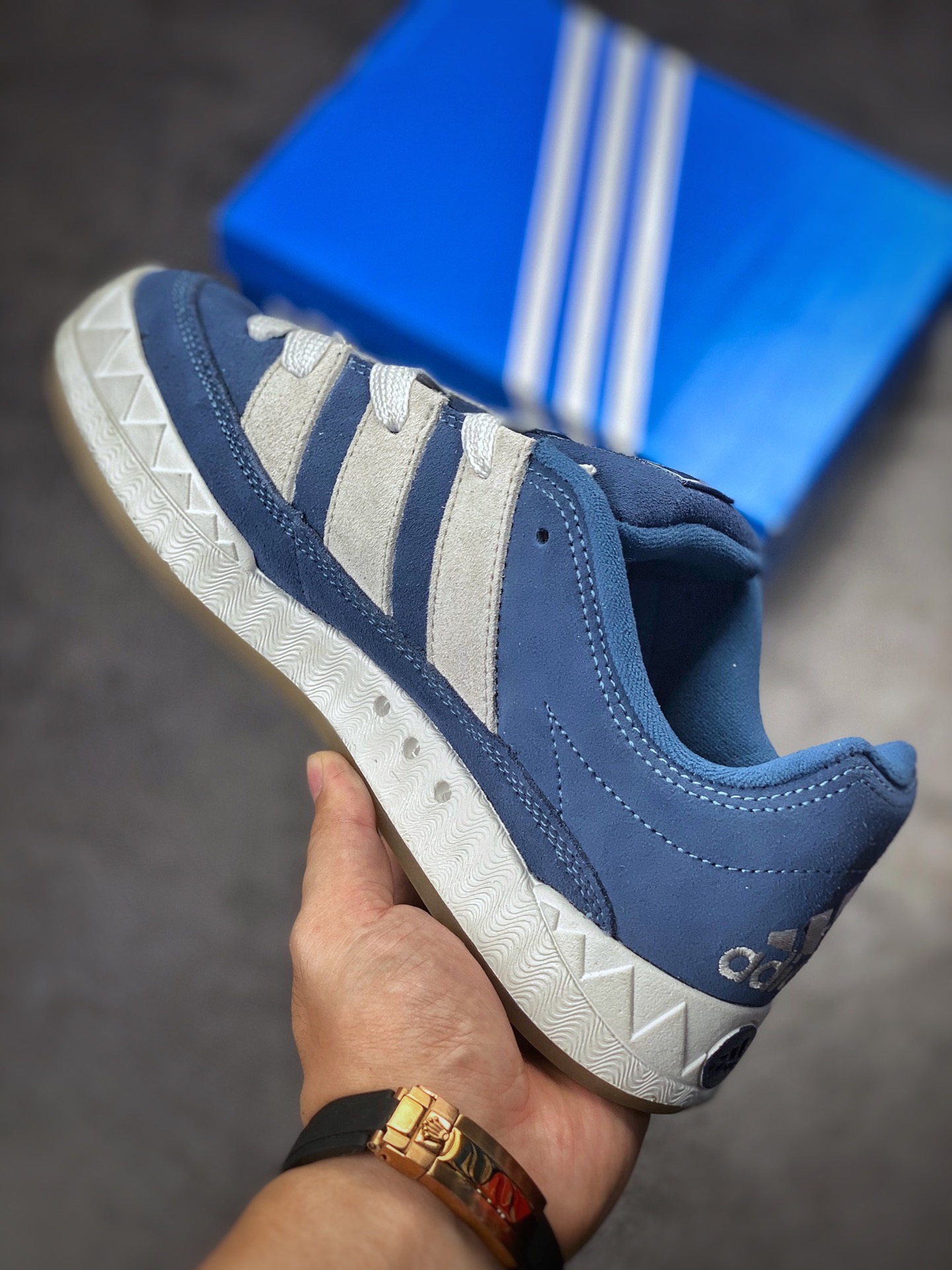 Adidas Adimatic series light gray blue retro classic shark bread shoes GY2088