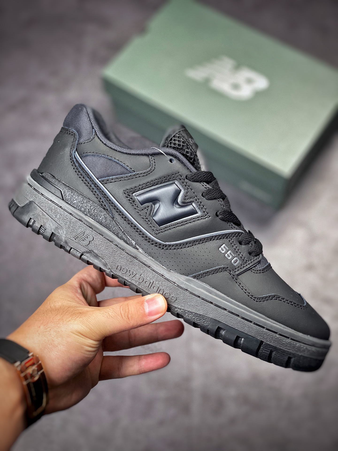 New Balance BB550 Series Retro Casual Sports Jogging Shoes BB550BBB