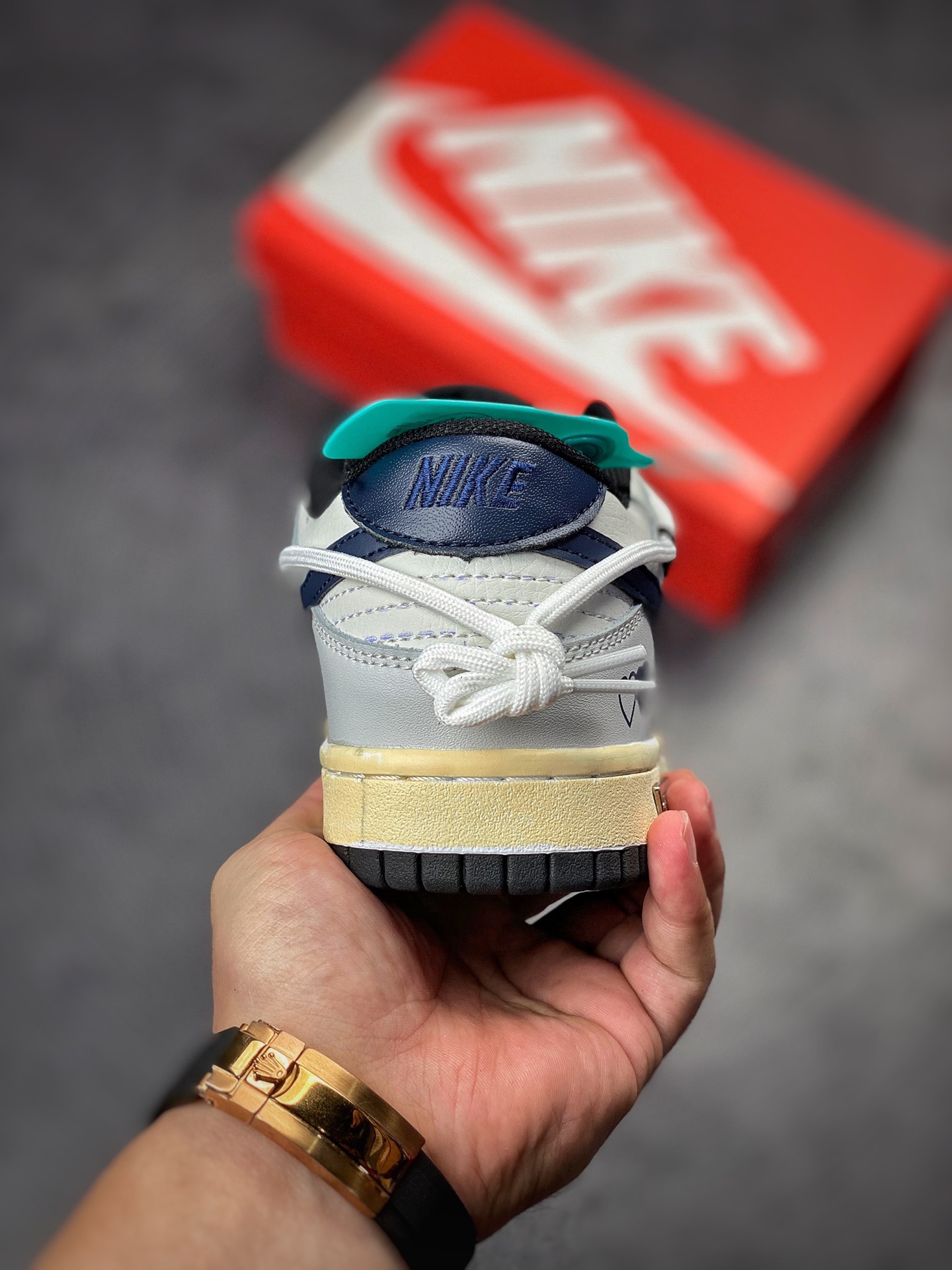 190 NIKE SB Dunk Low 灰蓝绑带DH9765-002