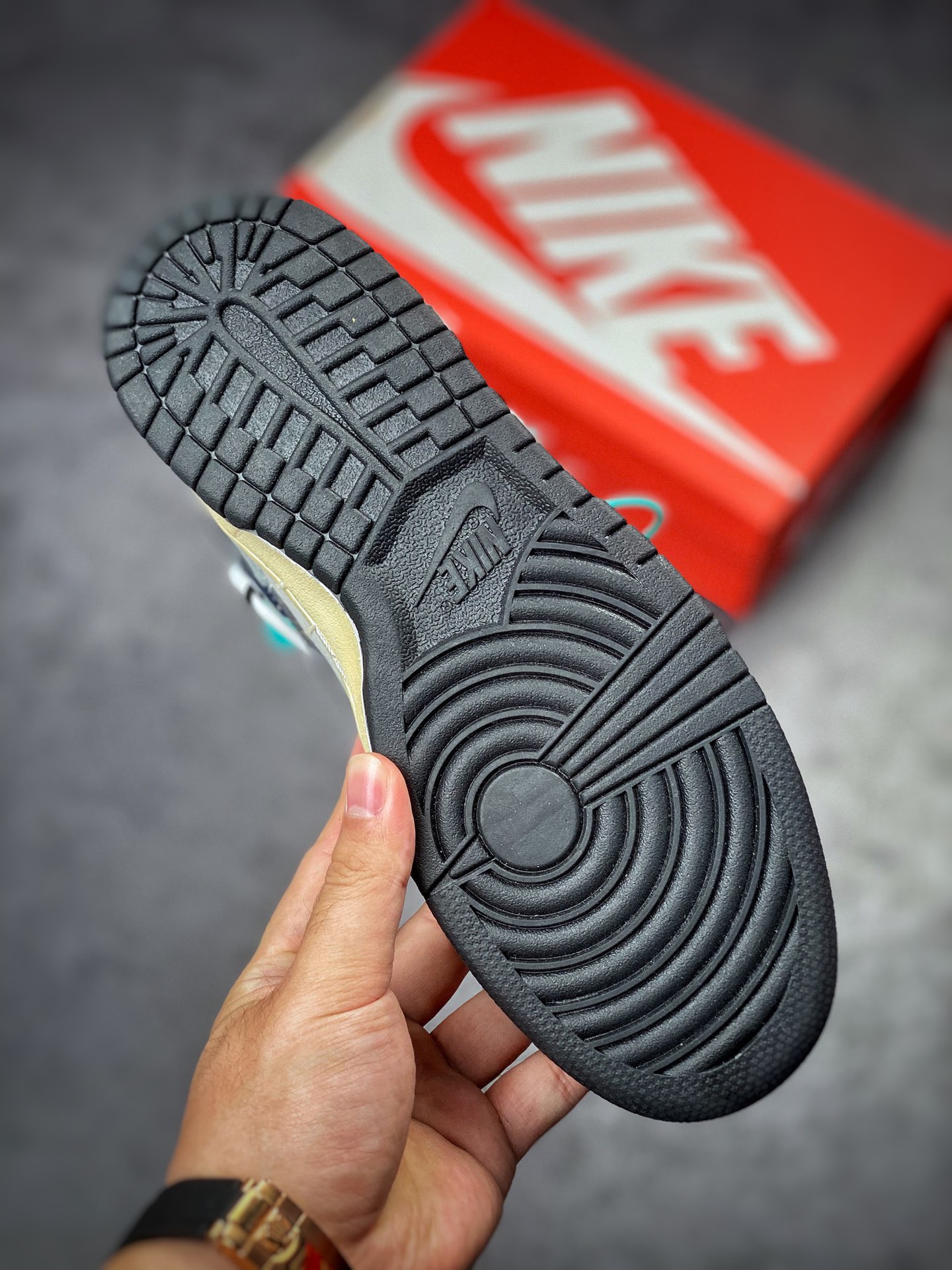 190 NIKE SB Dunk Low 灰蓝绑带DH9765-002
