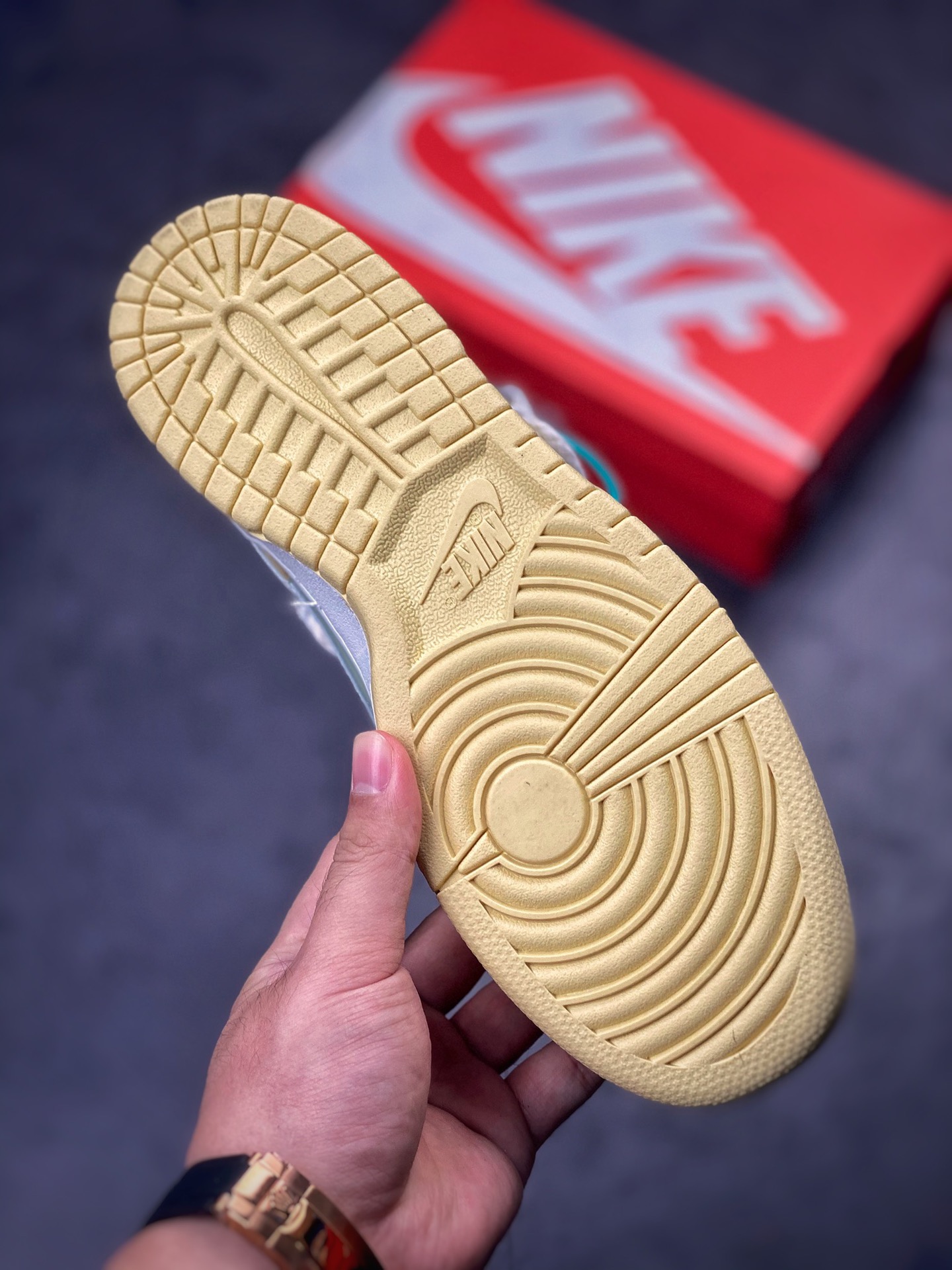 190 NIKE SB Dunk Low 奶油黄绑带 DJ6188-100