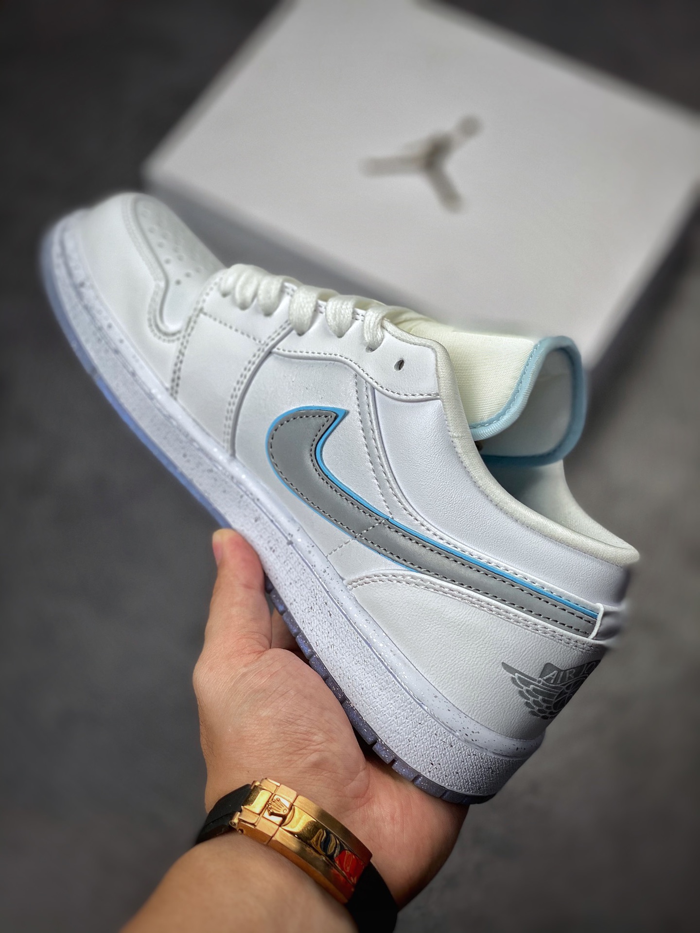 200 Air Jordan 1 Low 白银反光勾 AJ1乔1低帮休闲板鞋 FB1874-101