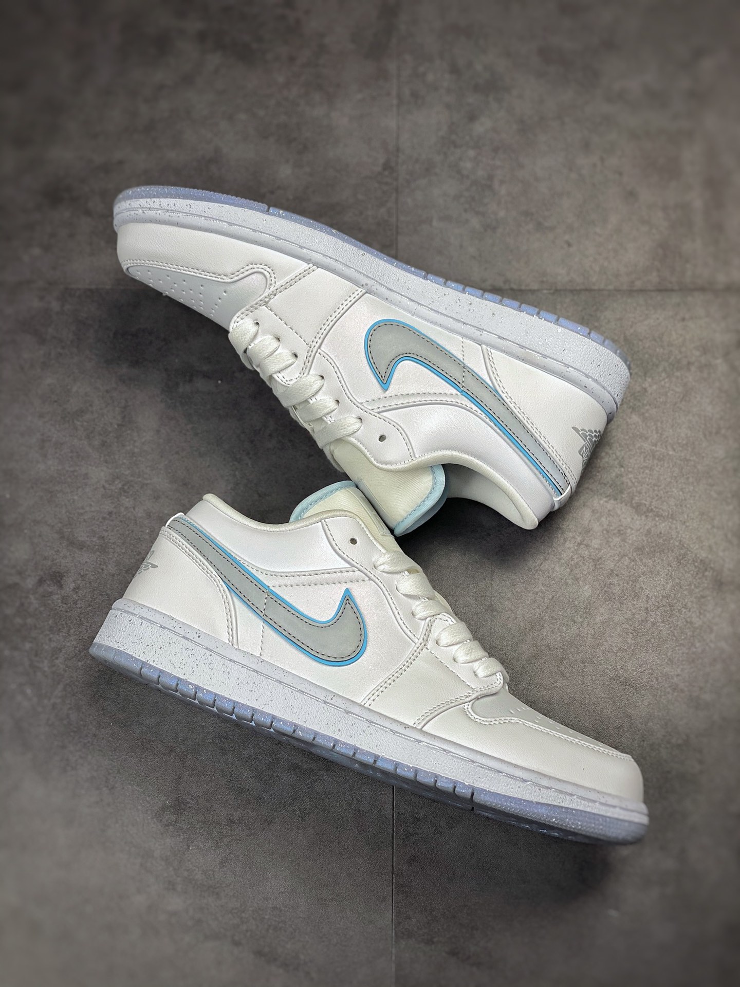 200 Air Jordan 1 Low 白银反光勾 AJ1乔1低帮休闲板鞋 FB1874-101