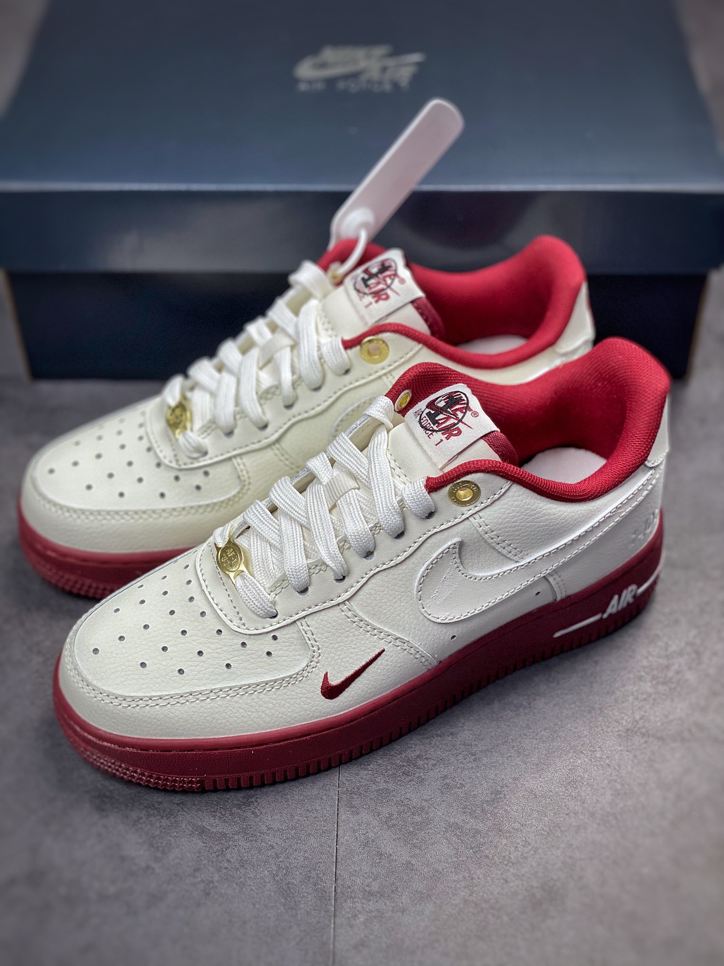 190 Nike Air Force 1 Low 07 白酒红 DQ7582-100