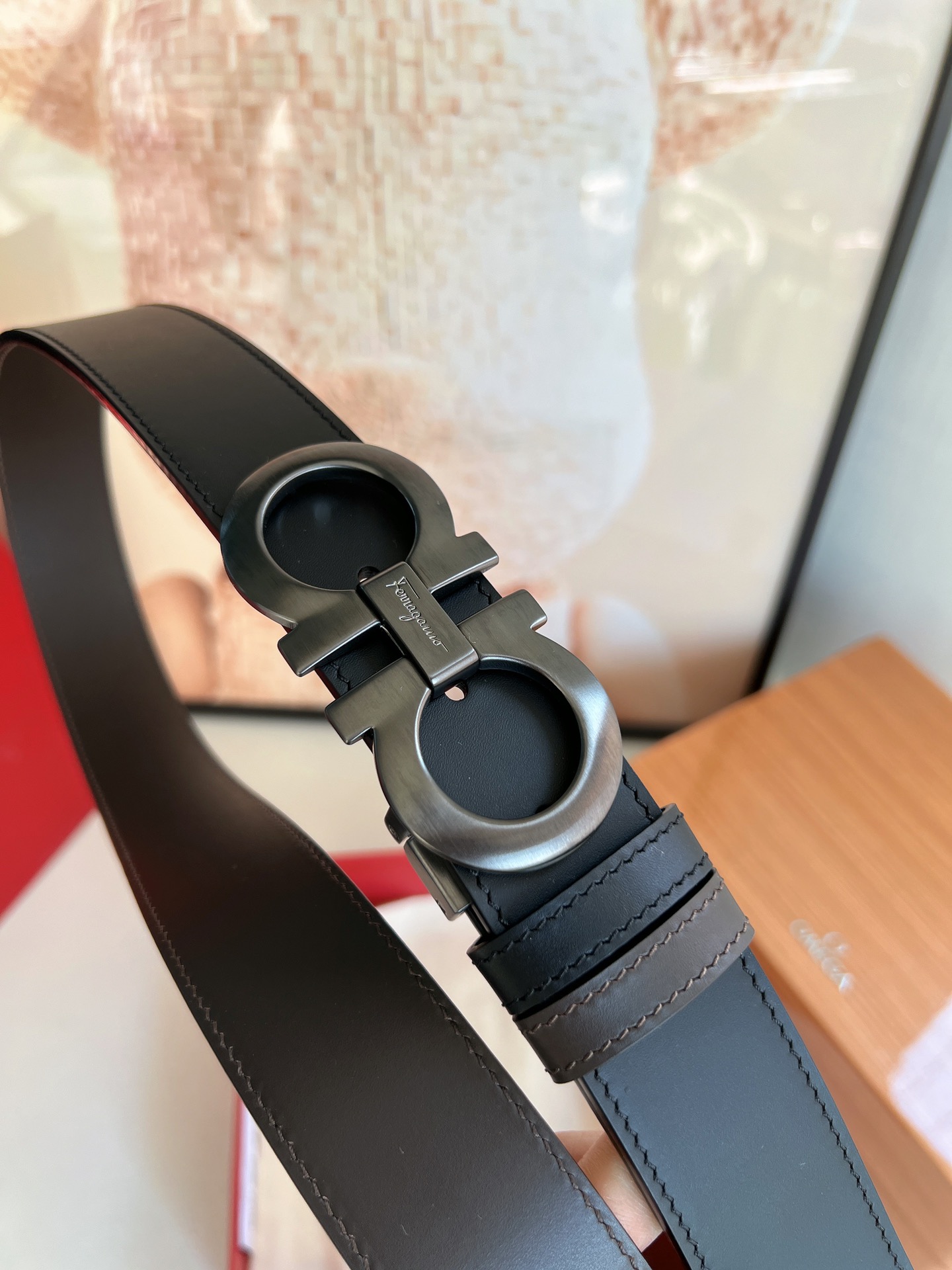Ferragamo菲拉格慕男士3.5cm精品金属扣进口双面用头层牛皮腰带