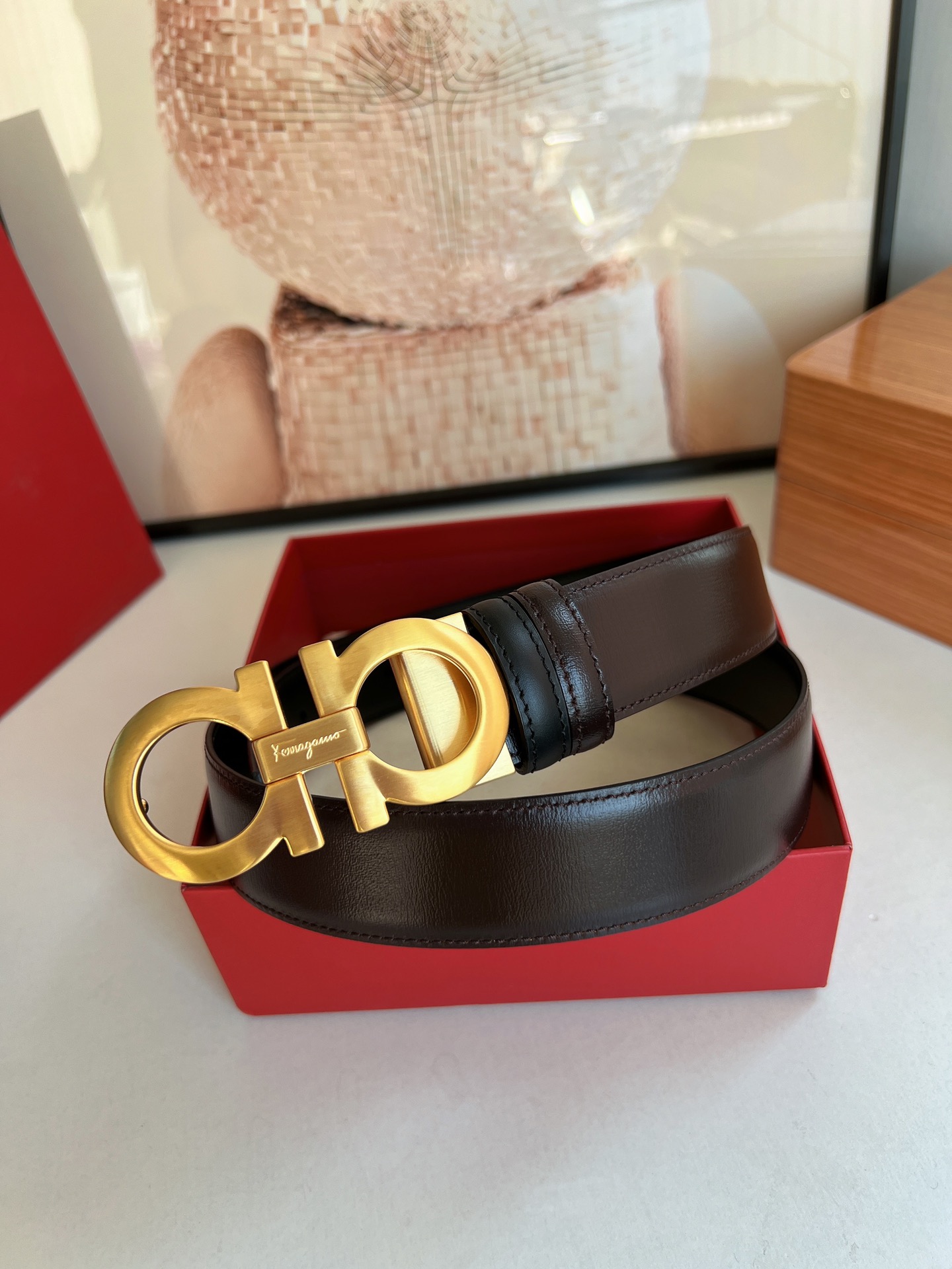 Ferragamo菲拉格慕男士3.5cm精品金属扣进口双面用头层牛皮腰带