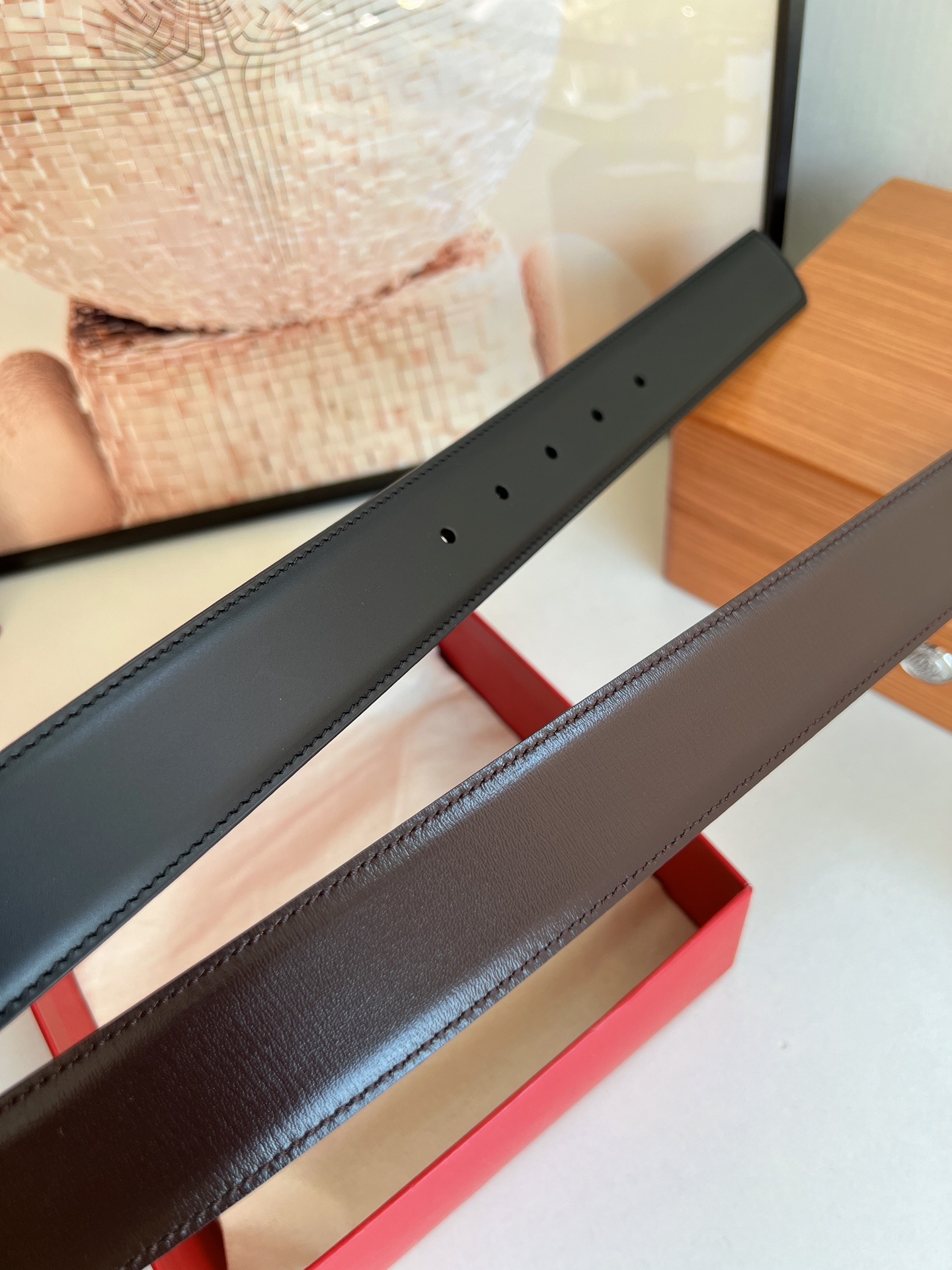 Ferragamo菲拉格慕男士3.5cm精品金属扣进口双面用头层牛皮腰带