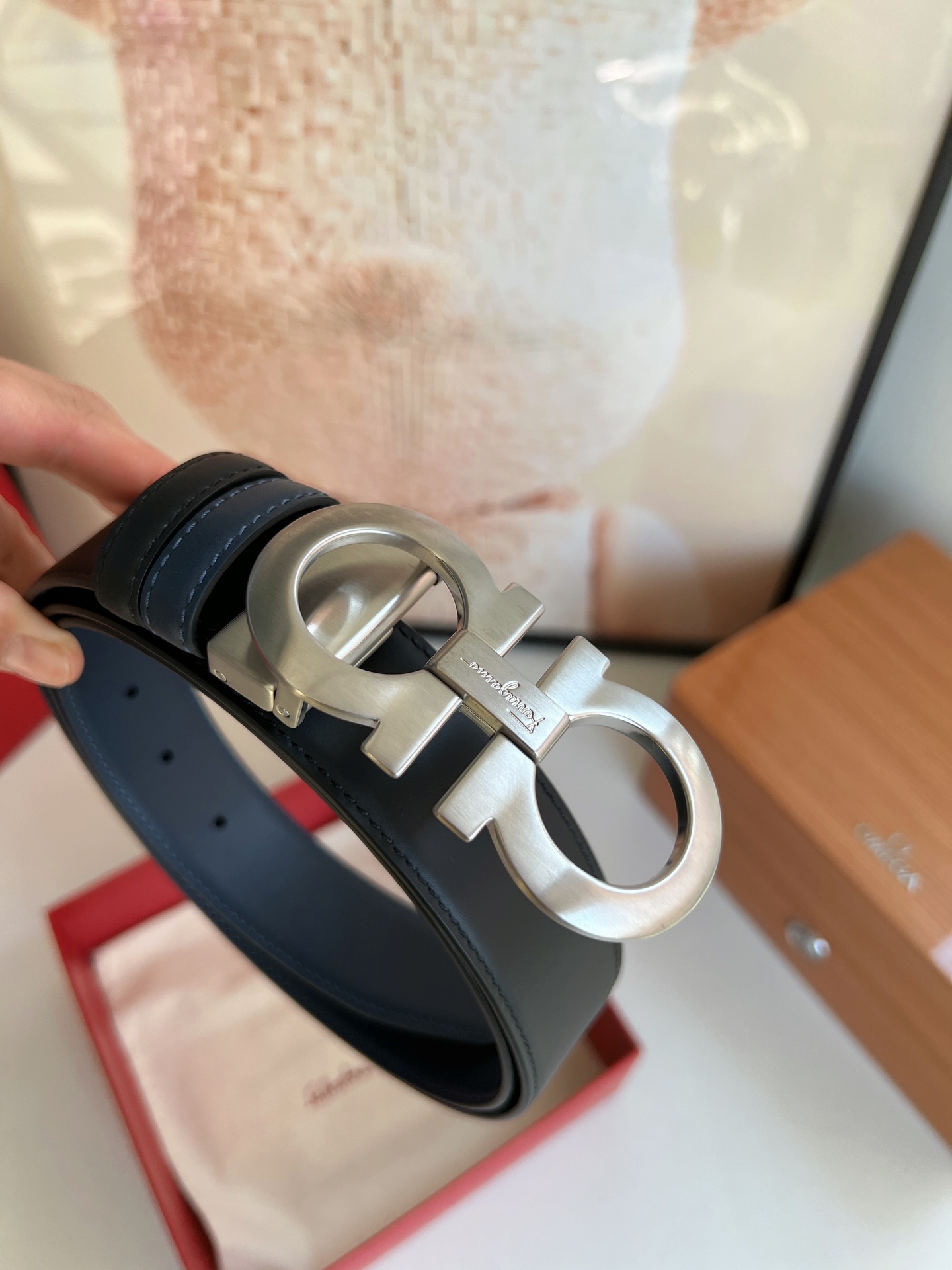 Ferragamo菲拉格慕男士3.5cm精品金属扣进口双面用头层牛皮腰带