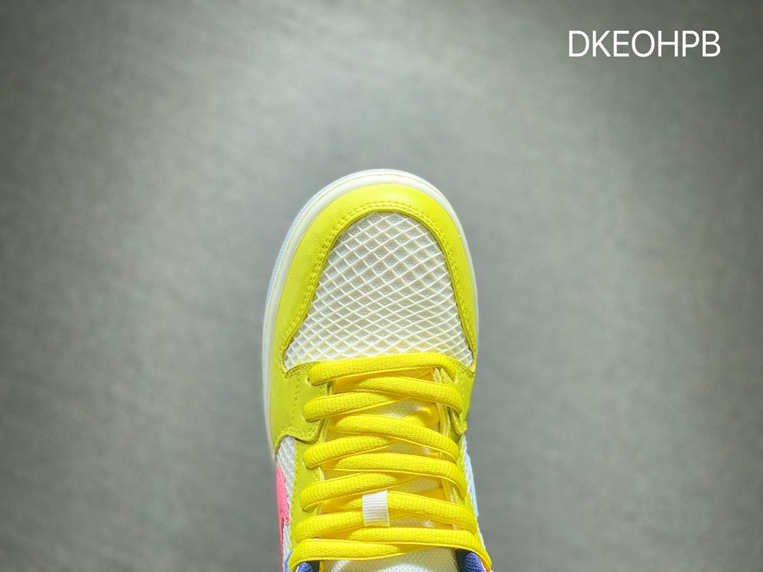 300 Nike SB dunk Low 低帮休闲运动滑板板鞋 DX5933-900