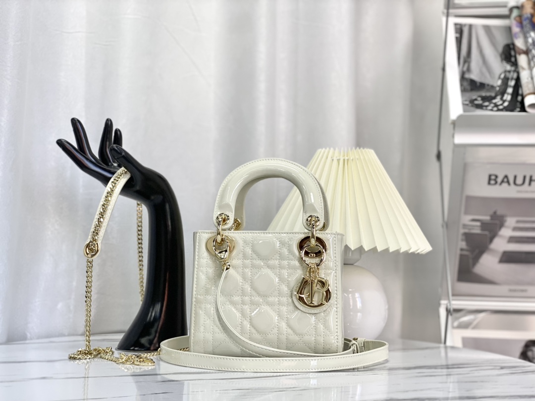 Dior Lady Handbags Crossbody & Shoulder Bags White Patent Leather