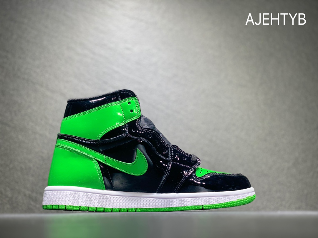 Air Jordan 1 Jordan 1 generation AJ1 black and green patent leather basketball shoes 555088-030