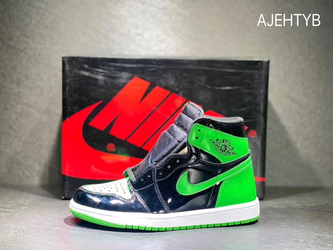 Air Jordan 1 Jordan 1 generation AJ1 black and green patent leather basketball shoes 555088-030