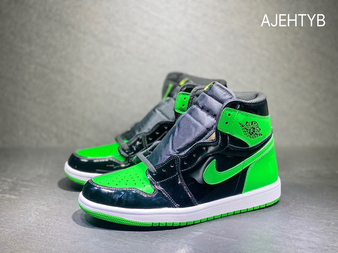 Air Jordan 1 Jordan 1 generation AJ1 black and green patent leather basketball shoes 555088-030