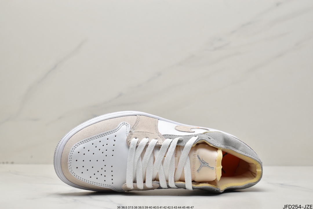 170 Air Jordan 1 Low ”White and Phantom” AJ1 乔1米白 复古文化休闲运动板鞋 DN1635-100