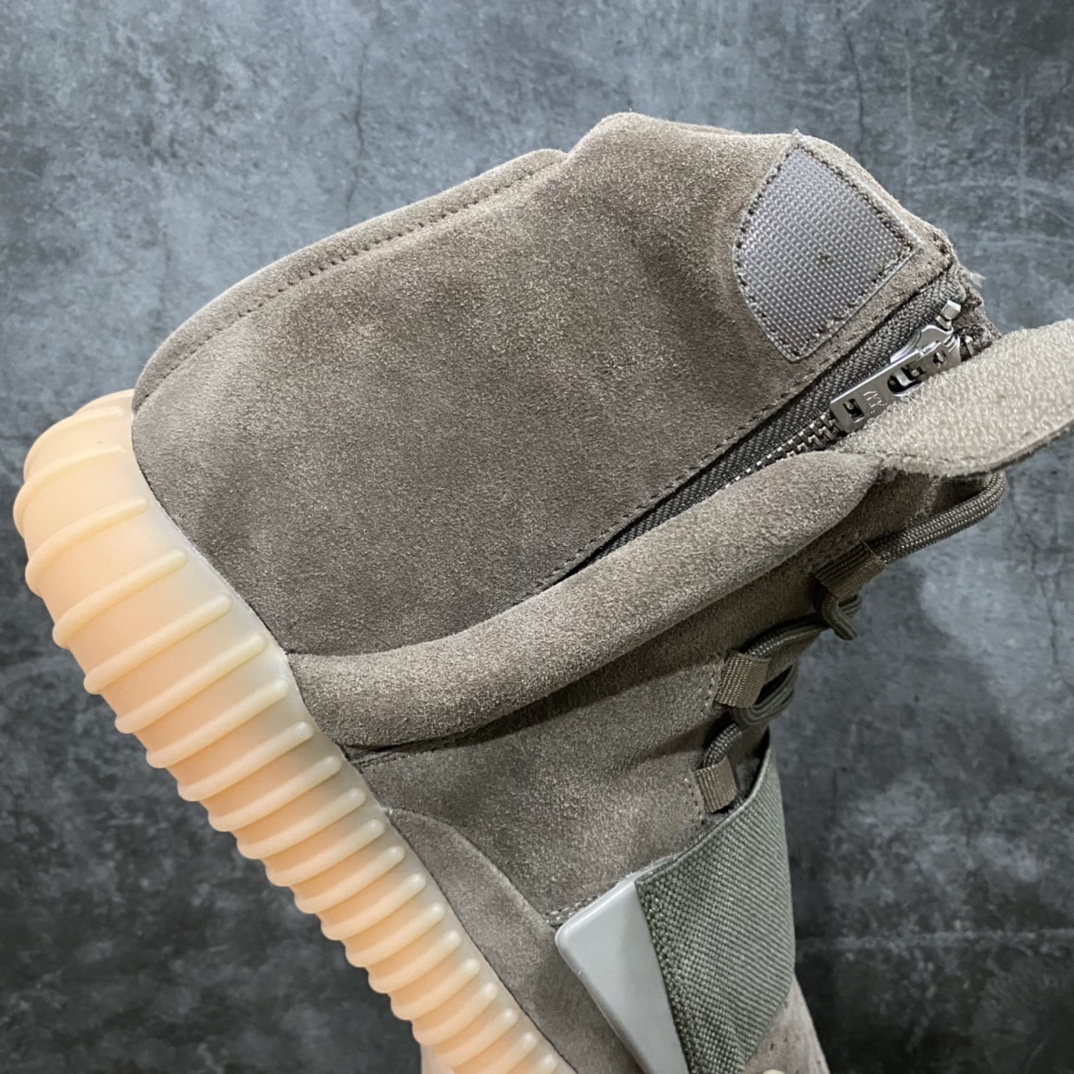 本地550 S2版本Yeezy 750 Boost 棕色 BY2456 知名外贸大厂出品