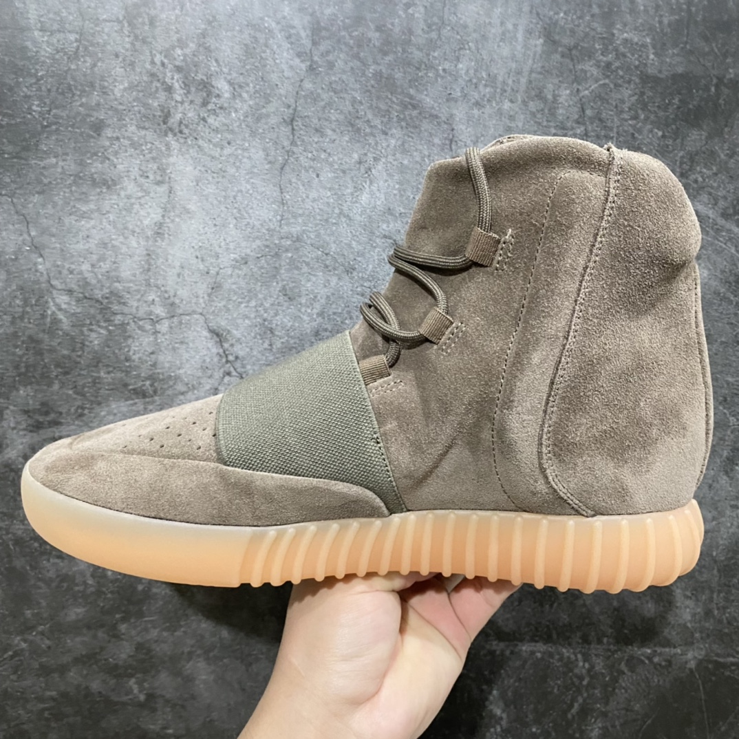 本地550 S2版本Yeezy 750 Boost 棕色 BY2456 知名外贸大厂出品