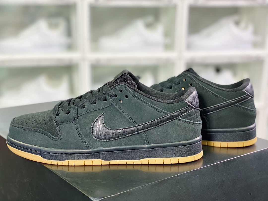 280 Lshod Wair x SB Dunk Low Pro”Black Gum”扣篮系列高帮819674-002