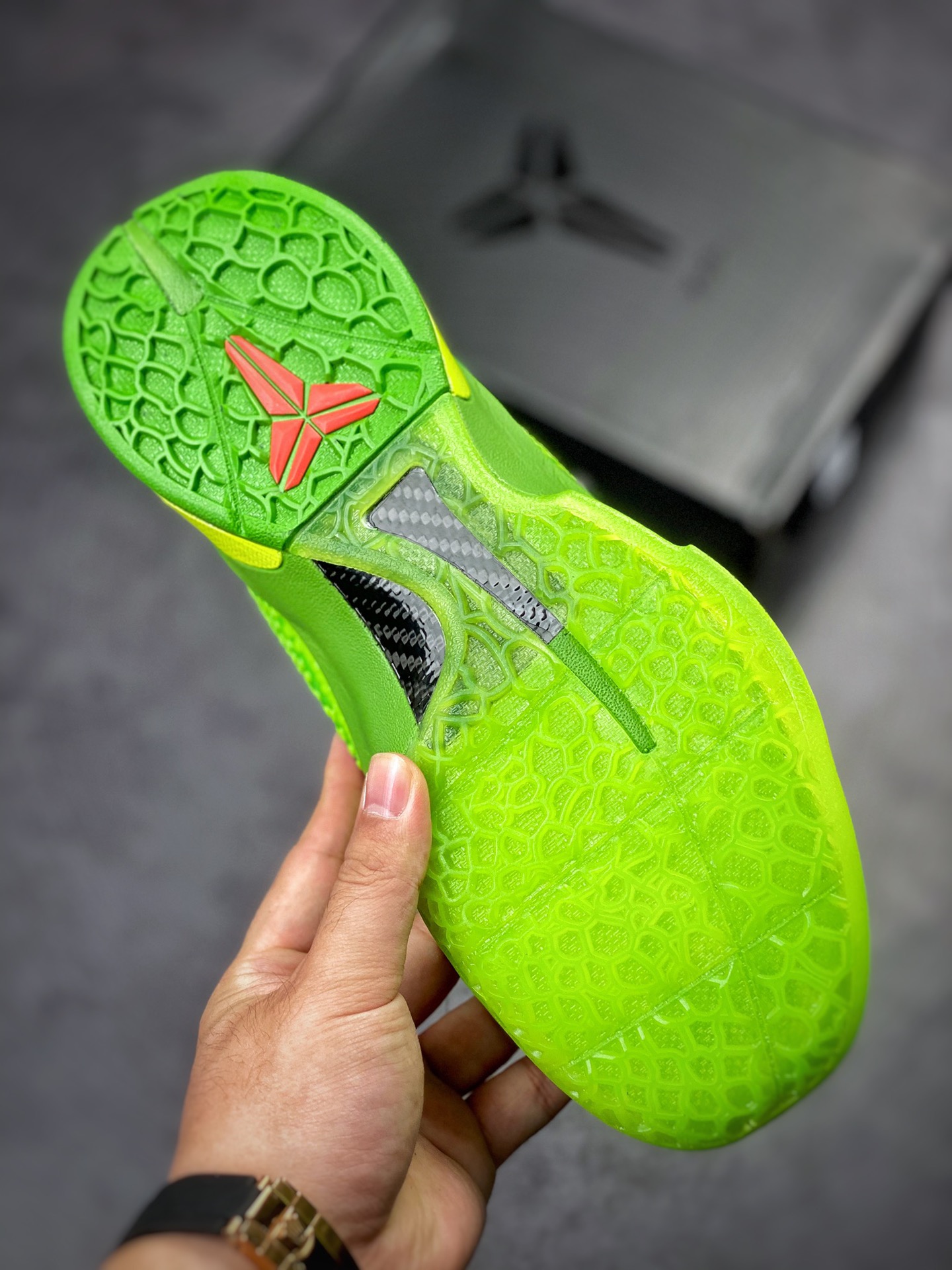300 Nike Zoom Kobe VI Protro ZK6 “Green Apple”青峰侠 CW2190-300