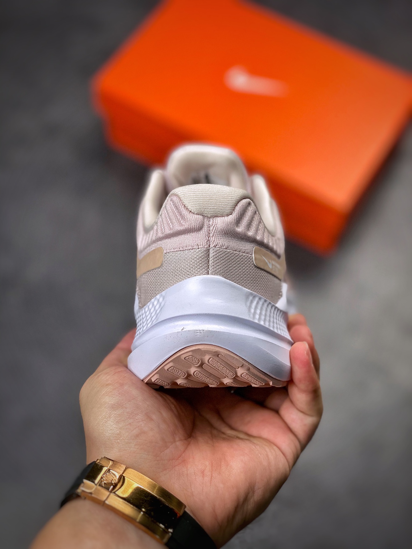 180 Nike Quest 5极速5代 网面透气 时尚休闲跑步鞋 DD9291-600