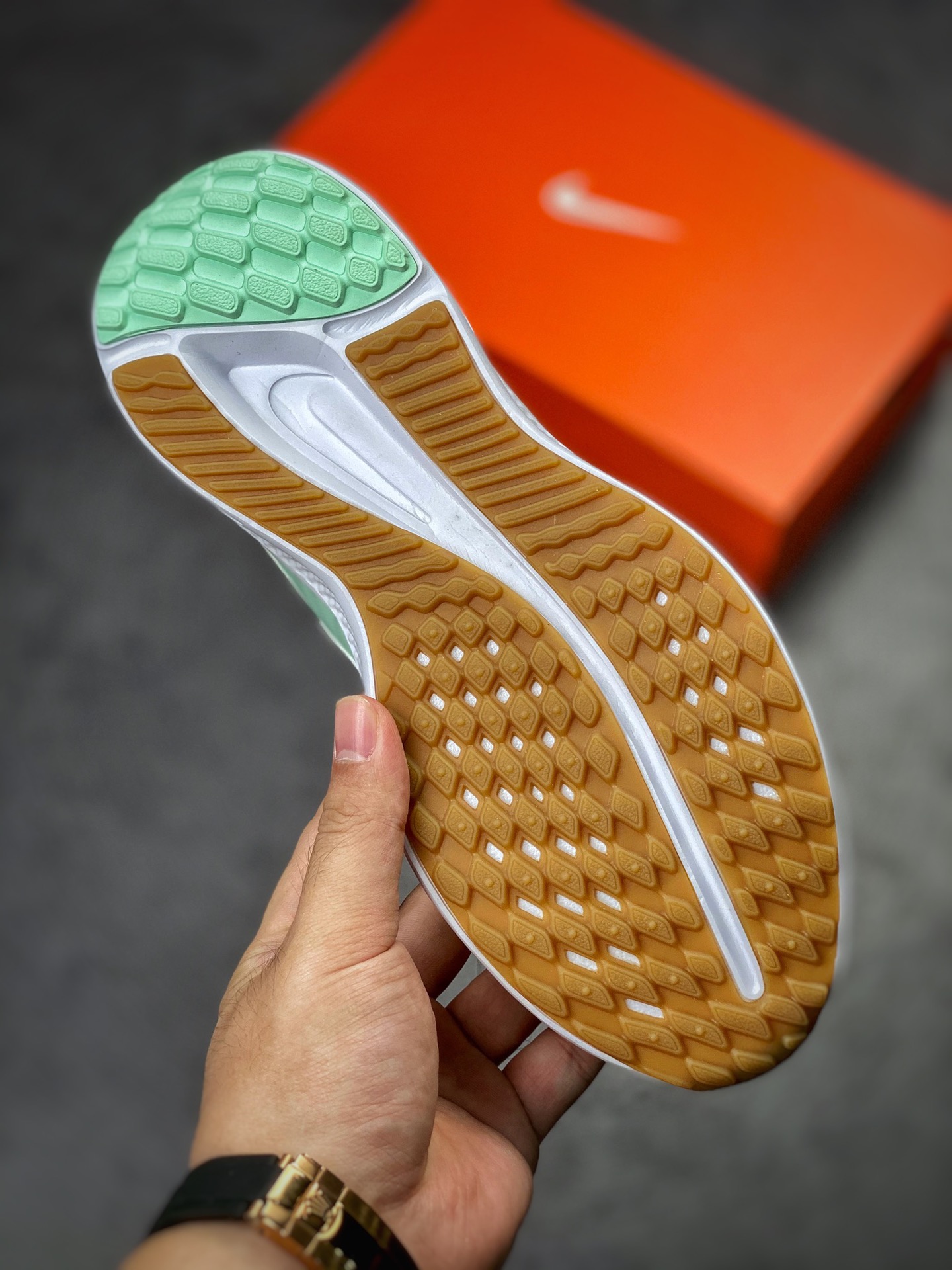 180 Nike Quest 5极速5代 网面透气 时尚休闲跑步鞋 DD9291-300