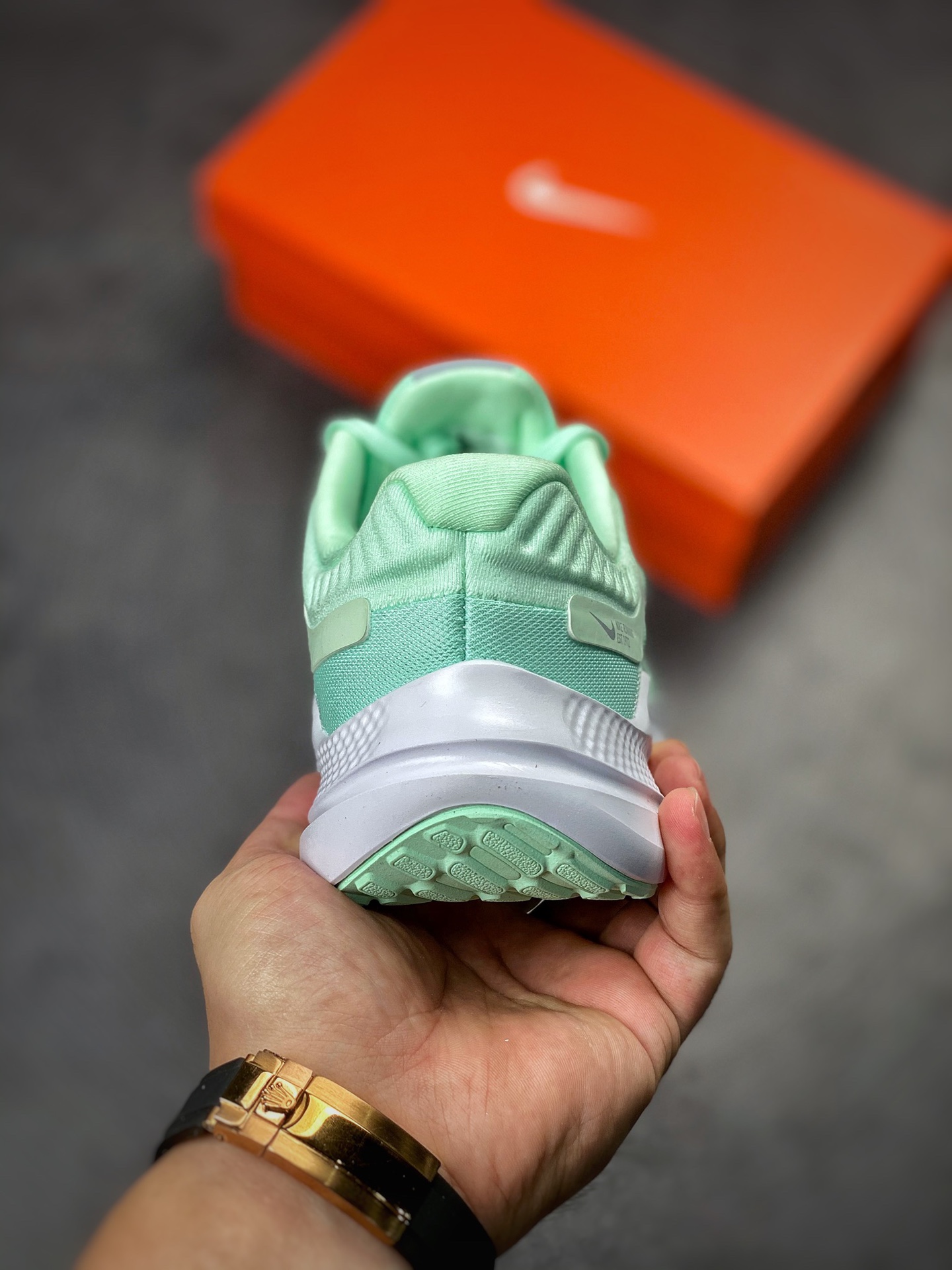 180 Nike Quest 5极速5代 网面透气 时尚休闲跑步鞋 DD9291-300