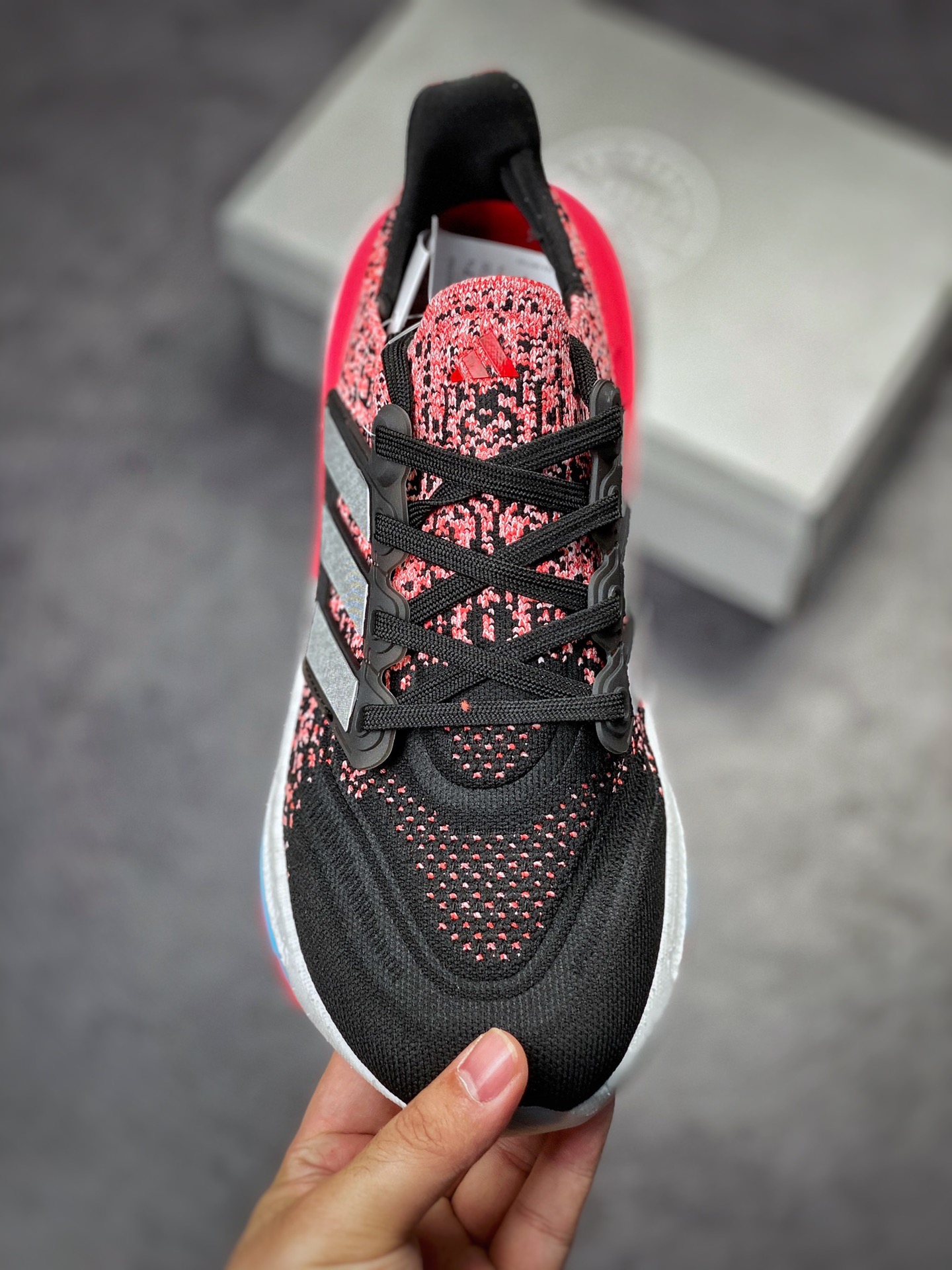 Adidas Ultra Boost 8.0 black red IE1693