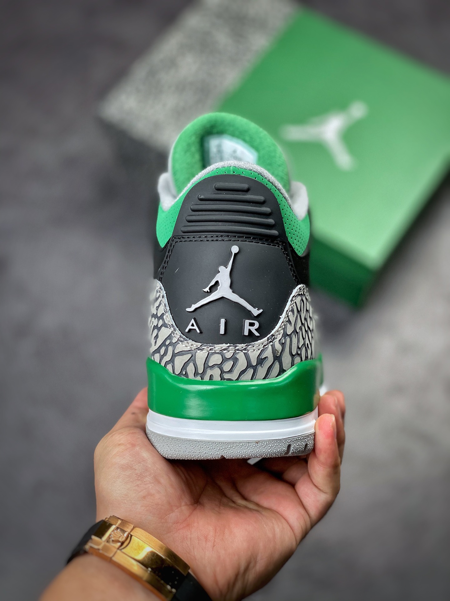 300 Air Jordan 3 Retro ”Pine Green” 黑绿CT8532-030