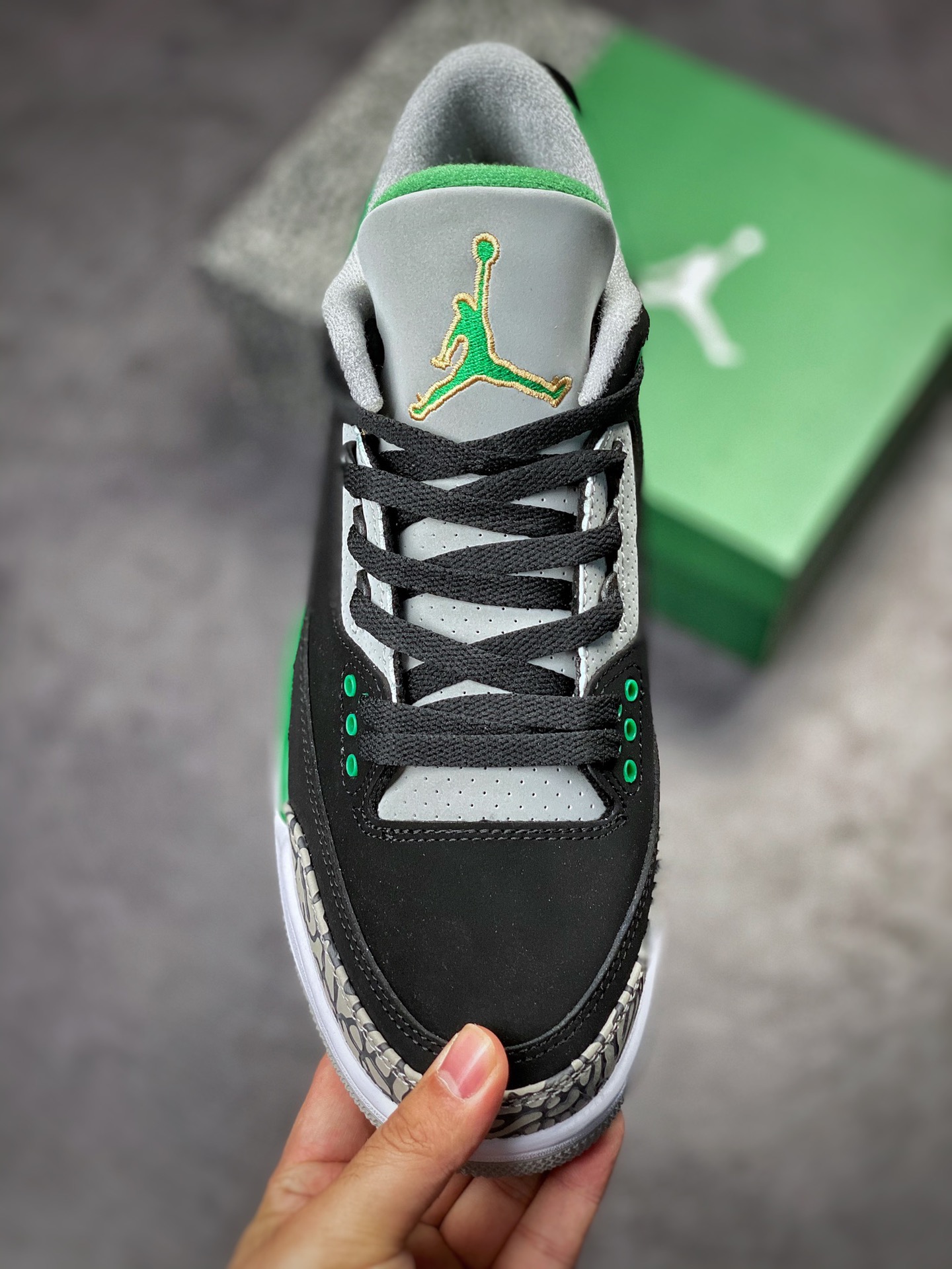 300 Air Jordan 3 Retro ”Pine Green” 黑绿CT8532-030
