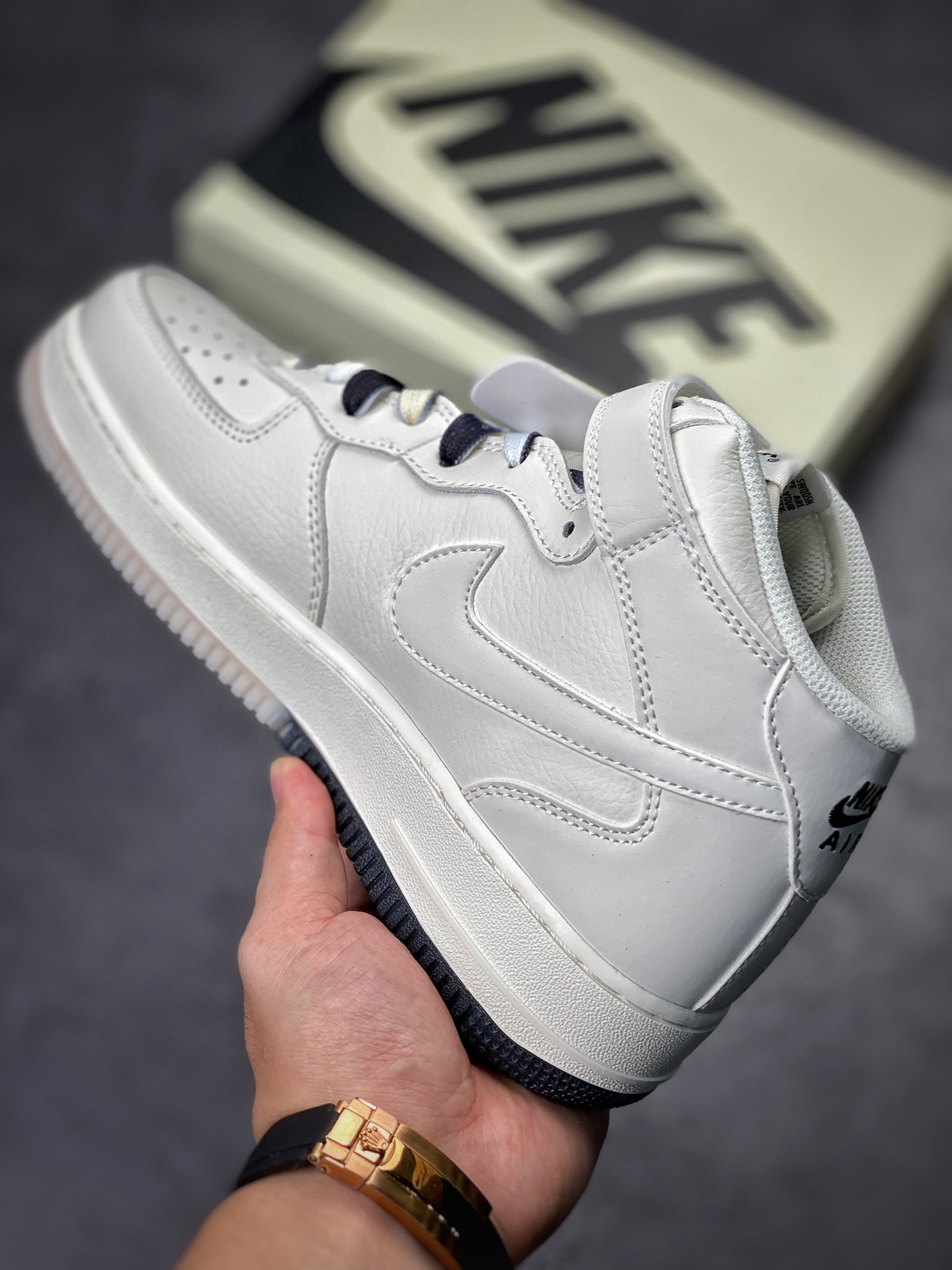 270 Nike Air Force 1 Mid 串标白黑小钩 NT2969-013